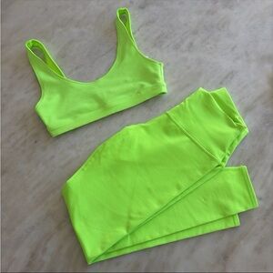 Bright yellow-green Alo set - size XS
